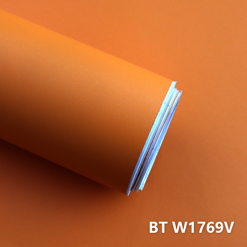 ПВХ-наклейка для дома